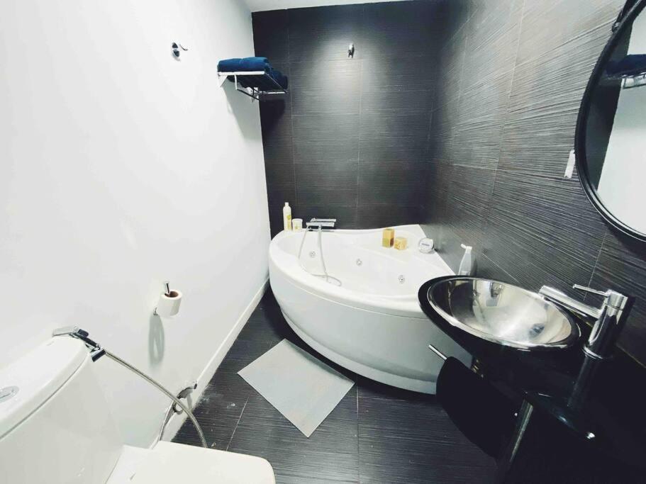 Precioso Apartamento Con Banera Hidromasaje Apartment Sopelana Exterior photo